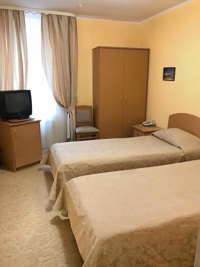 Готель Ягодин Starovoitove Extérieur photo